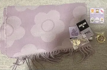 MARY QUANT 라푼젤 & 파스칼 스톨 핑 참