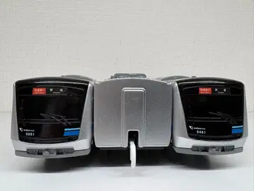 프라레일 오다큐 출퇴근 차량 5000형 라이트 포함