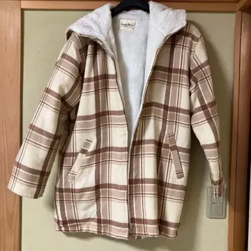 체크 하프 코트