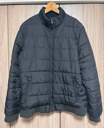 GAP 갭 남성용 충전솜 아우터 블랙 M 눈에 띄는 얼룩 등 없음