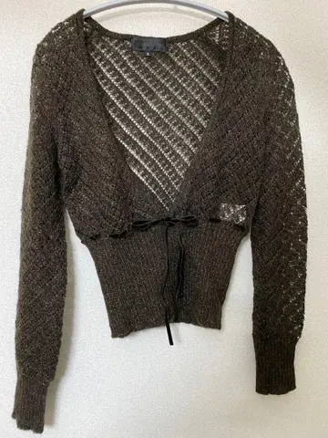 [새상품급] UNTITLED 모헤어 혼방 니트 라메 벨로아 리본