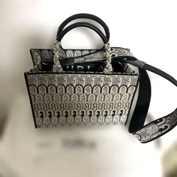 FURLA 훌라 토트백 오포튜니티 2Way 올 패턴