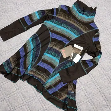 터틀넥 스트라이프 튜닉 42 사이즈