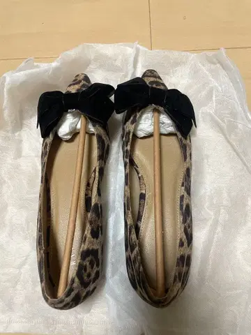 RANDA 레오파드 펌프스 23.5cm