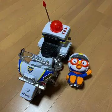 폴로로 뽀로로 화이트 경찰 완구