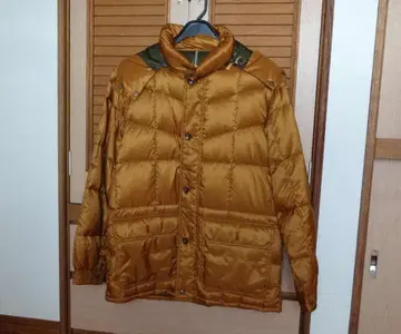 다운 하프 코트