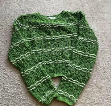 ZARA 크롭 니트 스웨터 그린