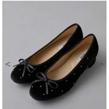 nice claup 벨로아 블랙 금 로우힐 발레 슈즈