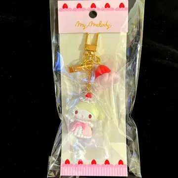산리오 딸기 휘핑 케이크 키링 마이멜로디