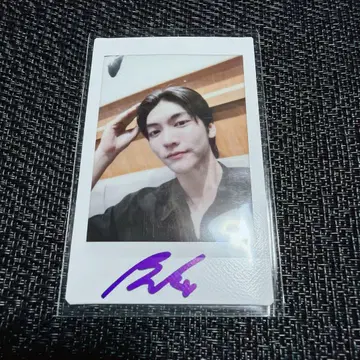 Boss 친필 사인 폴라로이드