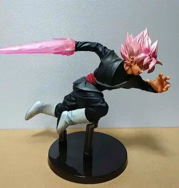 로제 오공 블랙 피규어 드래곤볼