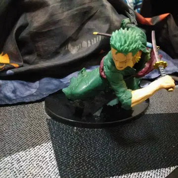 원피스 조로 피규어