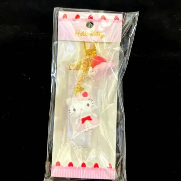 산리오 딸기 휘핑 케이크 시리즈 키링 헬로키티