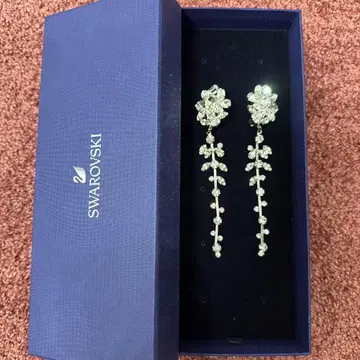 Swarovski 크리스탈 롱 귀찌