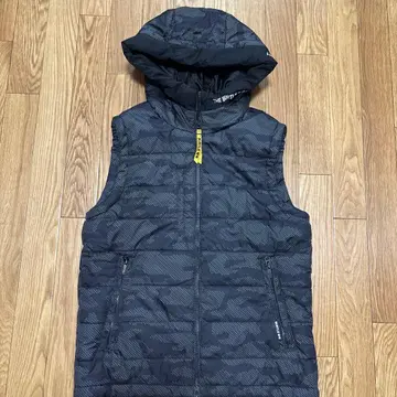 새상품급 BURTLE 바틀 카모플라주 베스트 후드 부착 M 워크맨