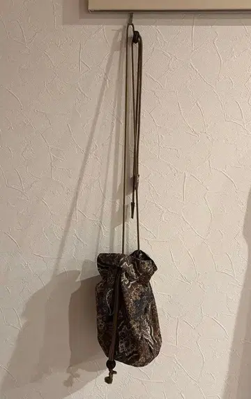 Ballast ark 복조리 숄더