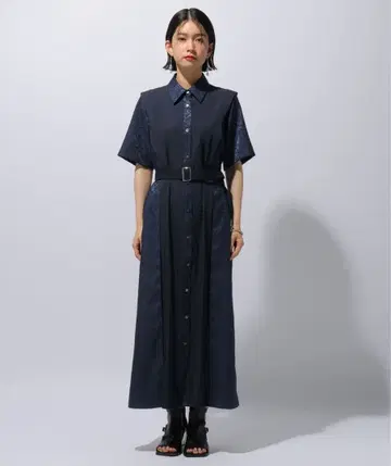 HARE 자카드 절개 턱 원피스