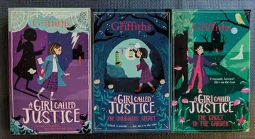 미사용 외국도서 A Girl Called Justice 3권 세트
