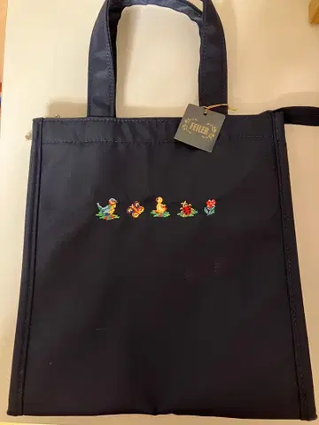 페이러 학교 시리즈 자수 디자인 네이비 런치 토트백