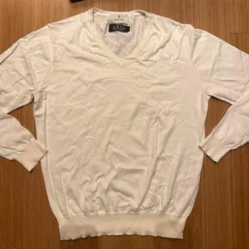 에디피스 화이트 V넥 스웨터 44