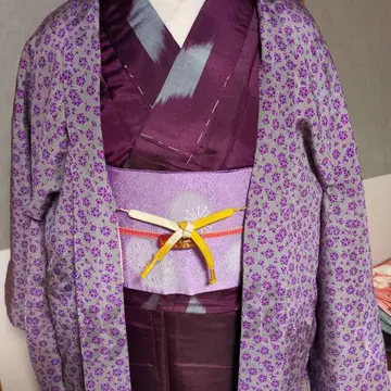 긴 겉옷 단품 새상품 그레이의 지문지에 보라색 작은 꽃