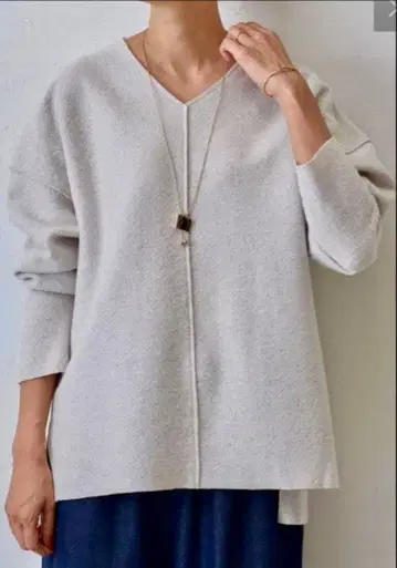 비어즐리 BEARDSLEY 울 압축 풀오버 아이보리