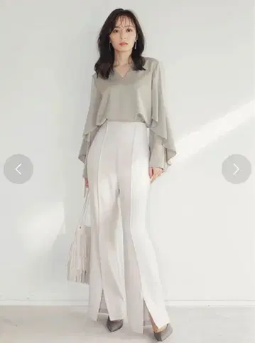 anuans 더블 크로스 핀턱 슬릿 팬츠(ECRU)