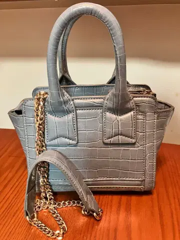 크로커다일 패턴 핸드백 ZARA 블루 그레이