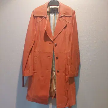 오렌지 가죽 롱 코트 오더로 만들었습니다