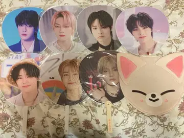 [ 사진 2장 ] stray kids 스키즈 아이엔 부채 봉제 인형