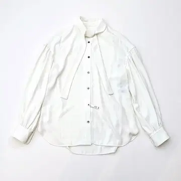 새상품급 알아바일 보타이 조젯 블라우스 드롭 숄더 화이트