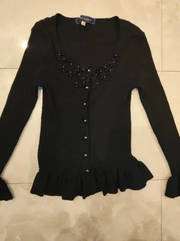 엠즈 그레이시 블랙 긴팔 가디건 38