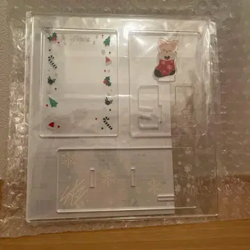 스키즈 아이엔 아크릴 포토 카드 프레임