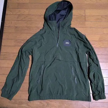 DESCENTE 올리브 그린 나일론 자켓