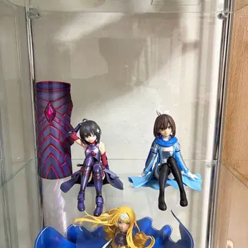 아프기 싫으니까 방어력에 치트 쓸게요. 메이플 샐리 피규어