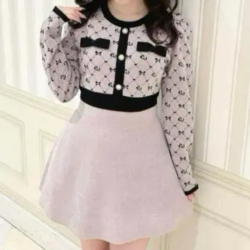 에블린 모노그램 니트 OP 니트 원피스 핑크