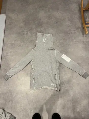 트루 릴리젼 후드 부착 그레이 후드티&팬츠 세트