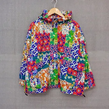 *스칼라 143643: 꽃무늬 아플리케풍 블루종