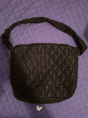 블랙 나일론 퀼팅 숄더백