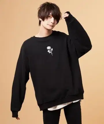 즉시 결제 단종 레어 화이트 장미 ADRER 블랙 자수 트레이닝복