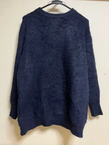 unfilo 샤기 알파카 니트 네이비 색상