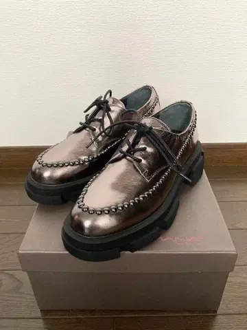 MANA 스터드 레이스업 슈즈 36