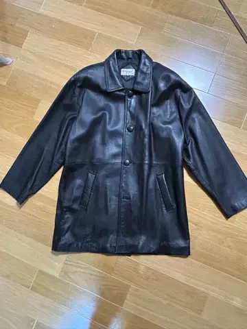 블랙 가죽 자켓