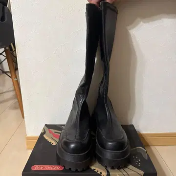 블랙 롱 부츠 통굽 지퍼 포함