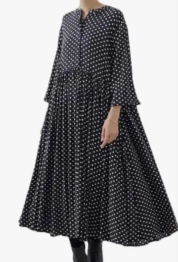 미사용 새상품 BEARDSLEY 도트 개더 볼륨 소매 원피스