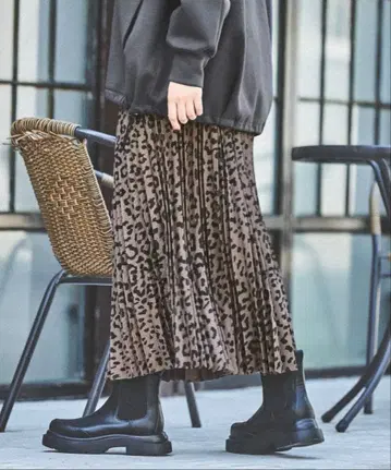 레오파드 플리츠 롱 스커트
