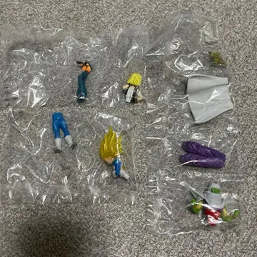 드래곤볼 가챠 HG 시리즈 18호 베지터 피콜로