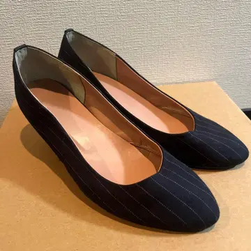 로페피크닉 네이비 스트라이프 펌프스 중힐