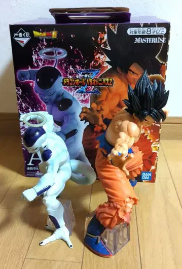 제일복권 드래곤볼 A상 손오공 & 프리저 피규어