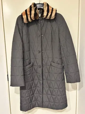 [ 새상품급 ] Ferragamo 퍼 포함 퀼팅 코트